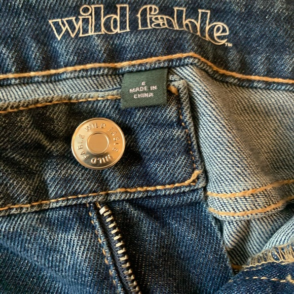 HIGH WAISTED STRAIGHT JEANS - Picture 3 of 3